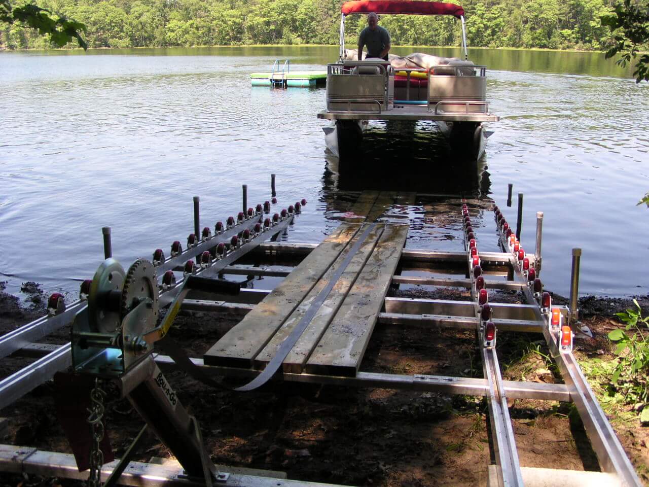 Roll N Go Pontoon Lifts - At Ease Dock & Lift
